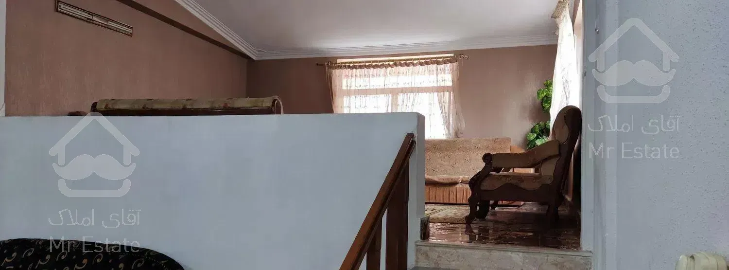 ویلااستخردارآب گرم  با استخر نوساز و شیک