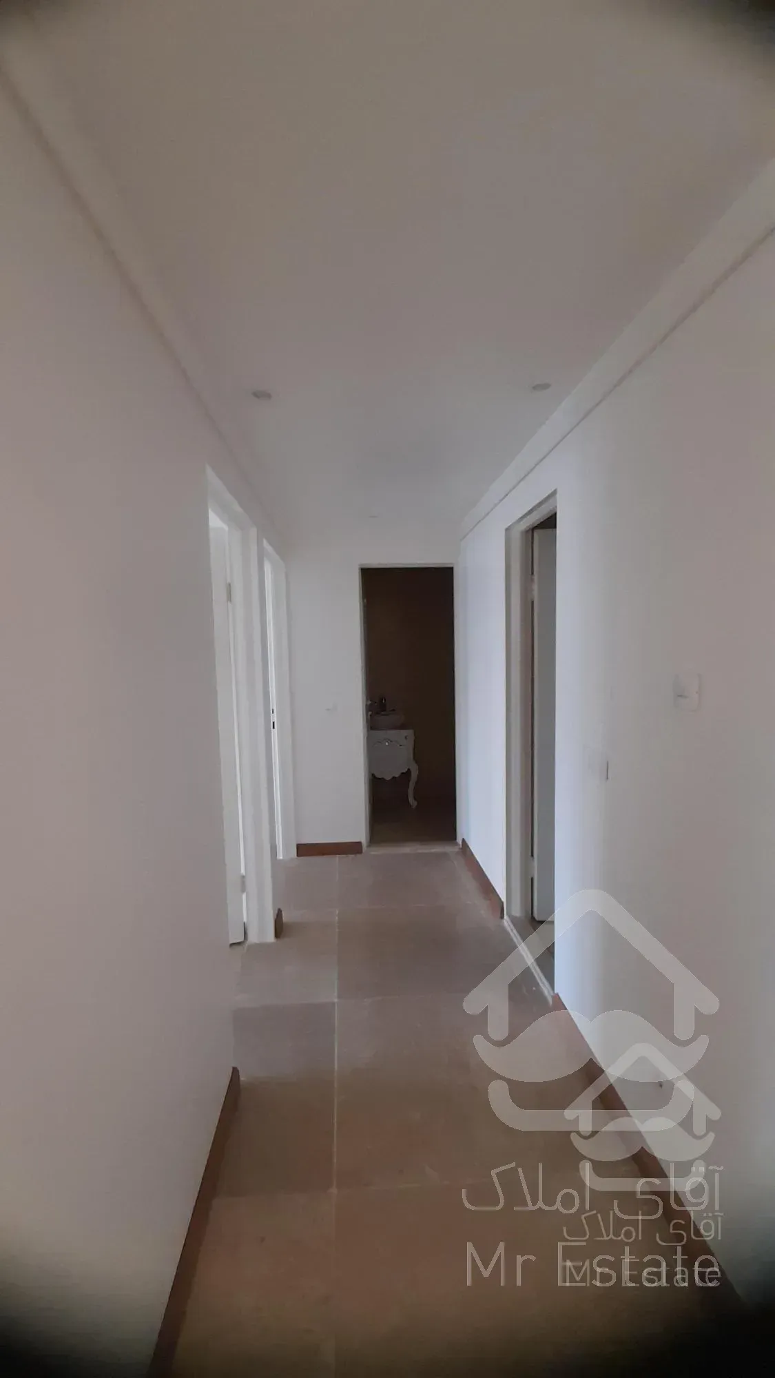 خرید آپارتمان دو خوابه صادقیه (سازمان برنامه شمالی )