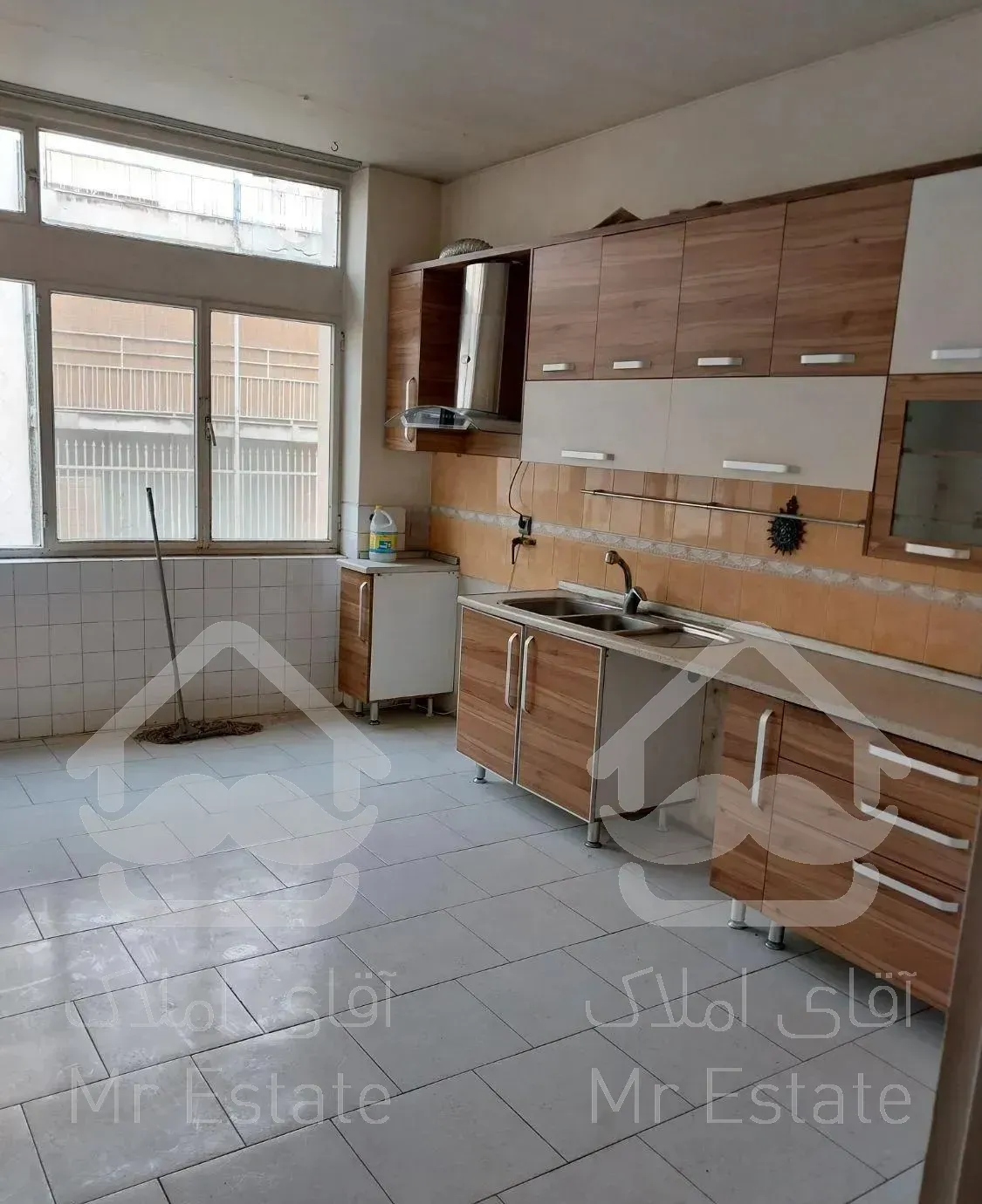 عباس اباد / ۱۹۵ متر / سه خواب