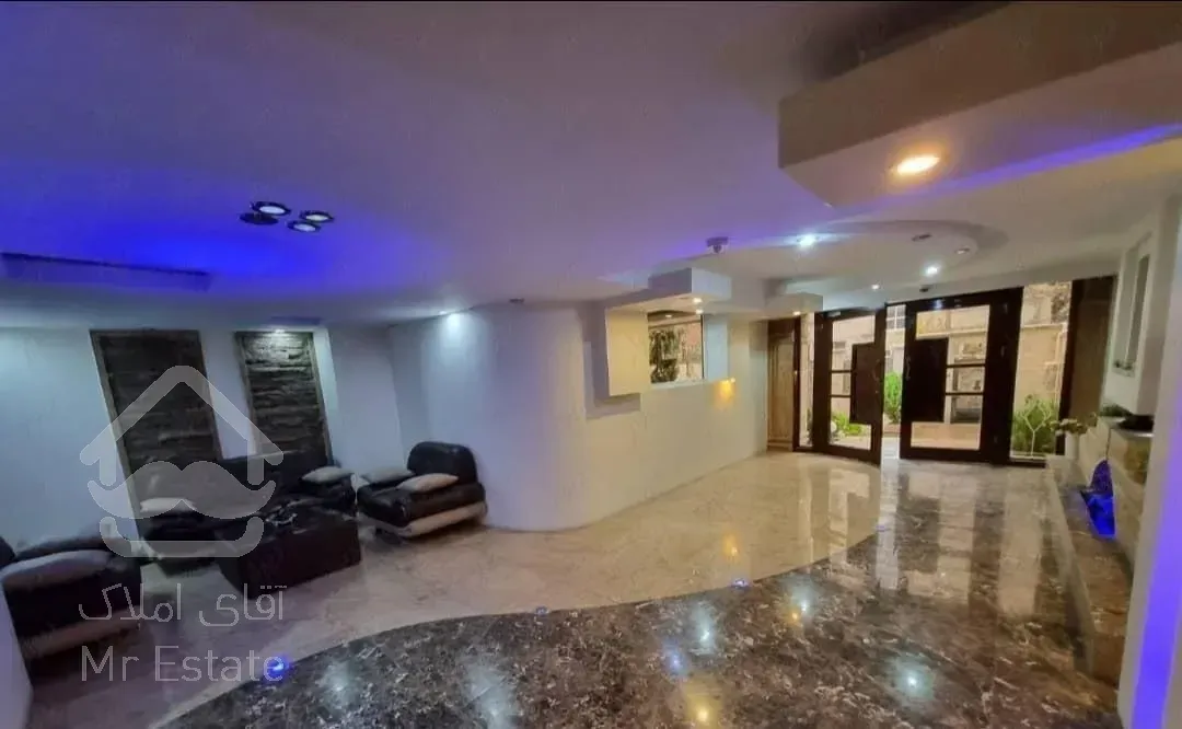 شریعتی دوراهی قلهک/۱۴۴متر ۳خوابه روبه آفتاب