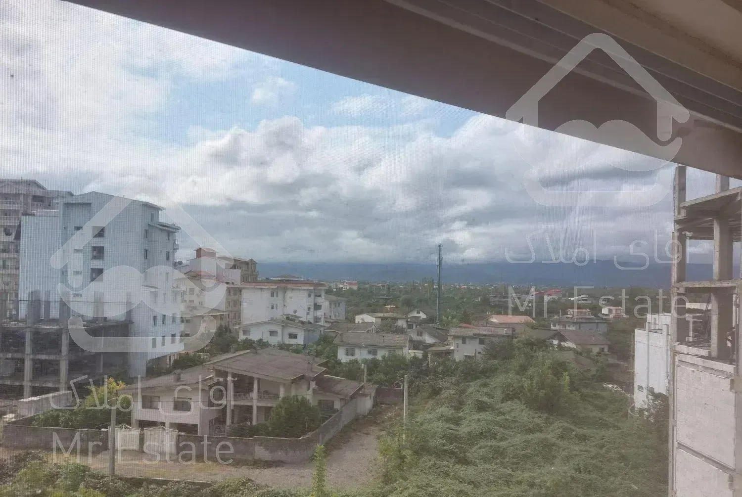 واحد ۱۵۰ متری درون شهرک کریم آباد