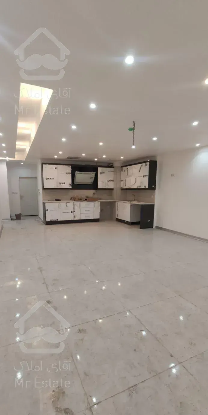 آپارتمان 110متری/آریاشهر/کلید اول