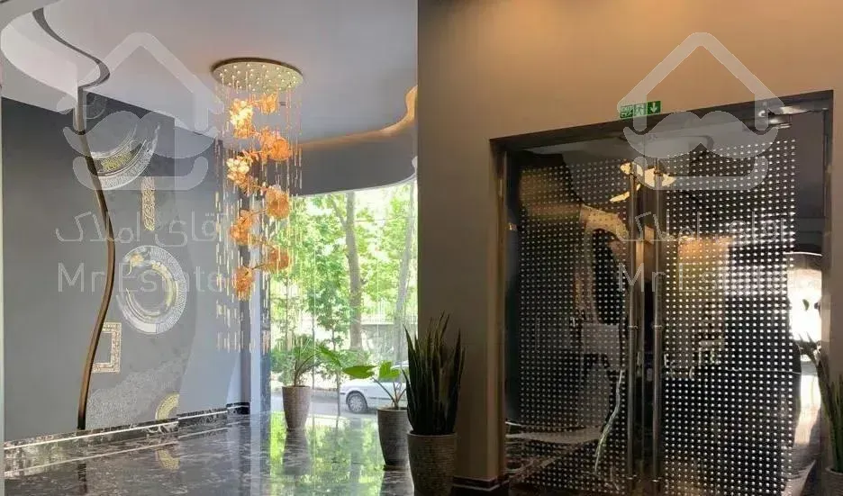 درکه ۲۰۸ متر کلید نخورده تراس میزخور ۲ پارکینگ