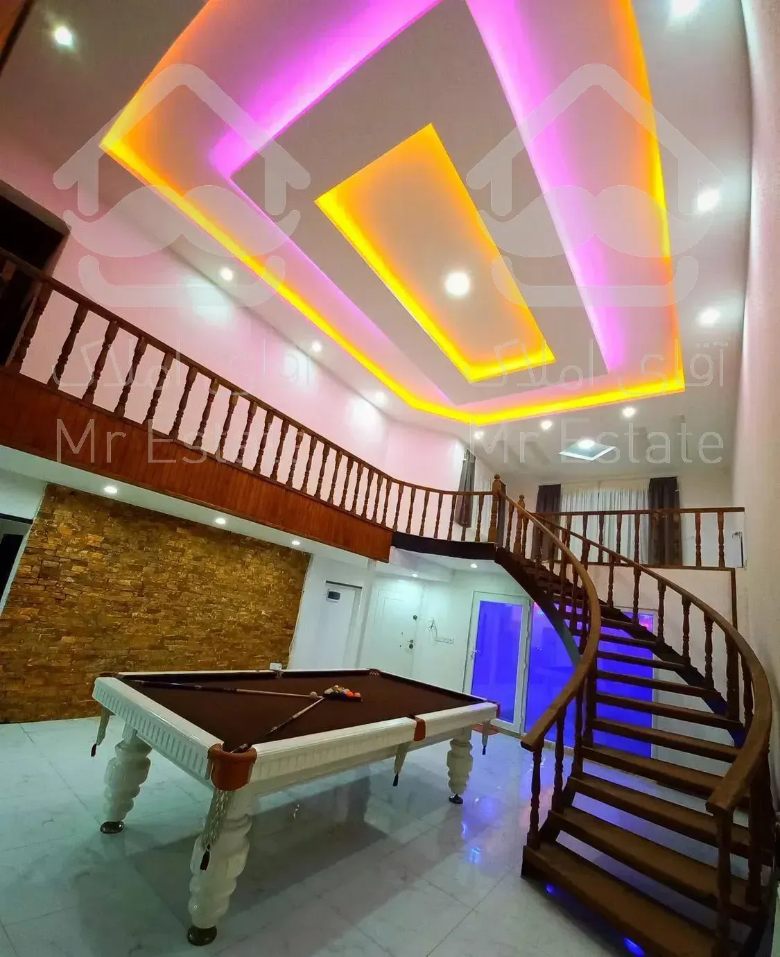 اجاره  ویلا استخر دار فول گیم ساحلی