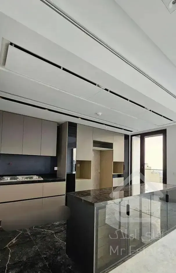 واحد ۳۳۰ متری ۴ خواب/کامرانیه /کلید نخورده