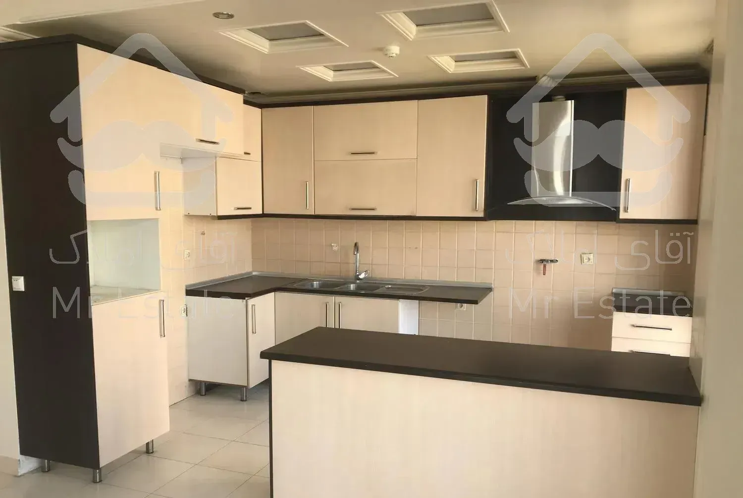 اشرفی باهنر ۱۰۷ متر دوخوابه فول