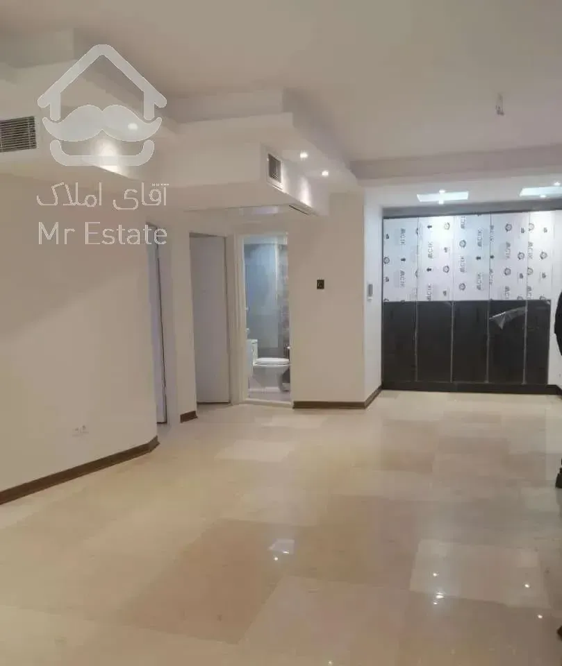 آپارتمان 110 متری/خارج از بافت/1 ساله