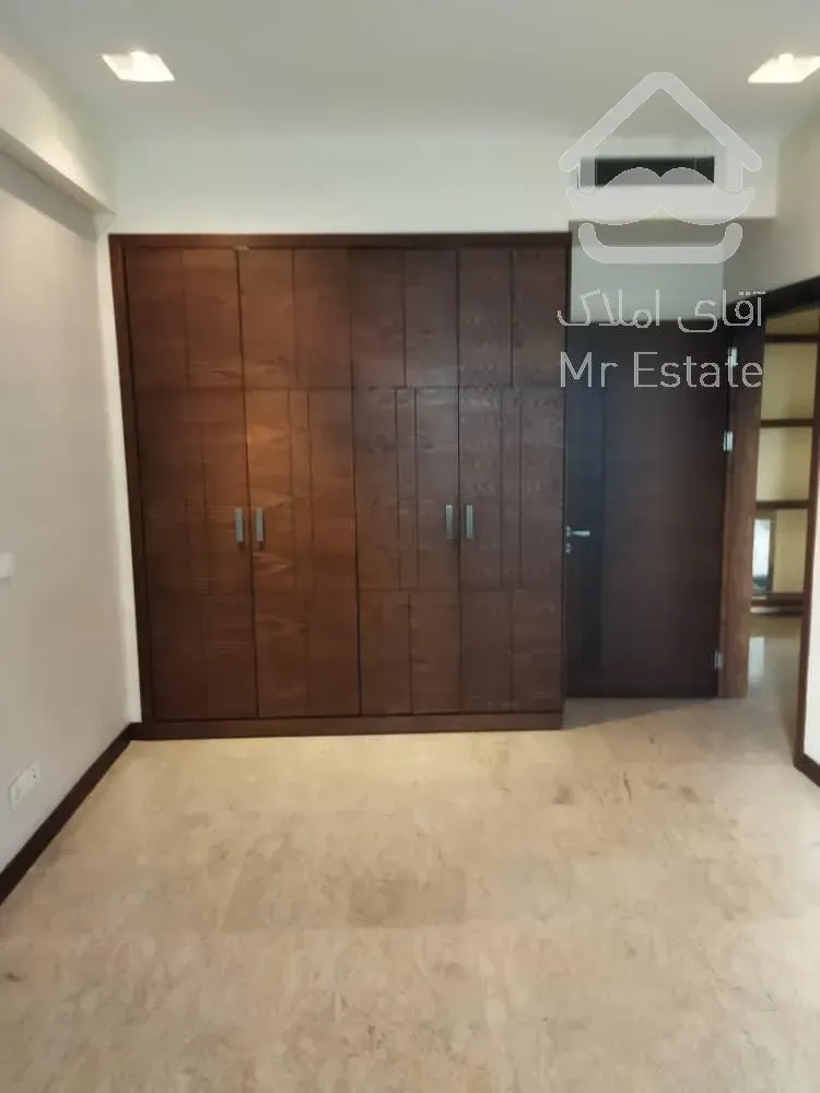 رهن و اجاره آپارتمان ۱۷۰ متری ۳ خوابه آجودانیه