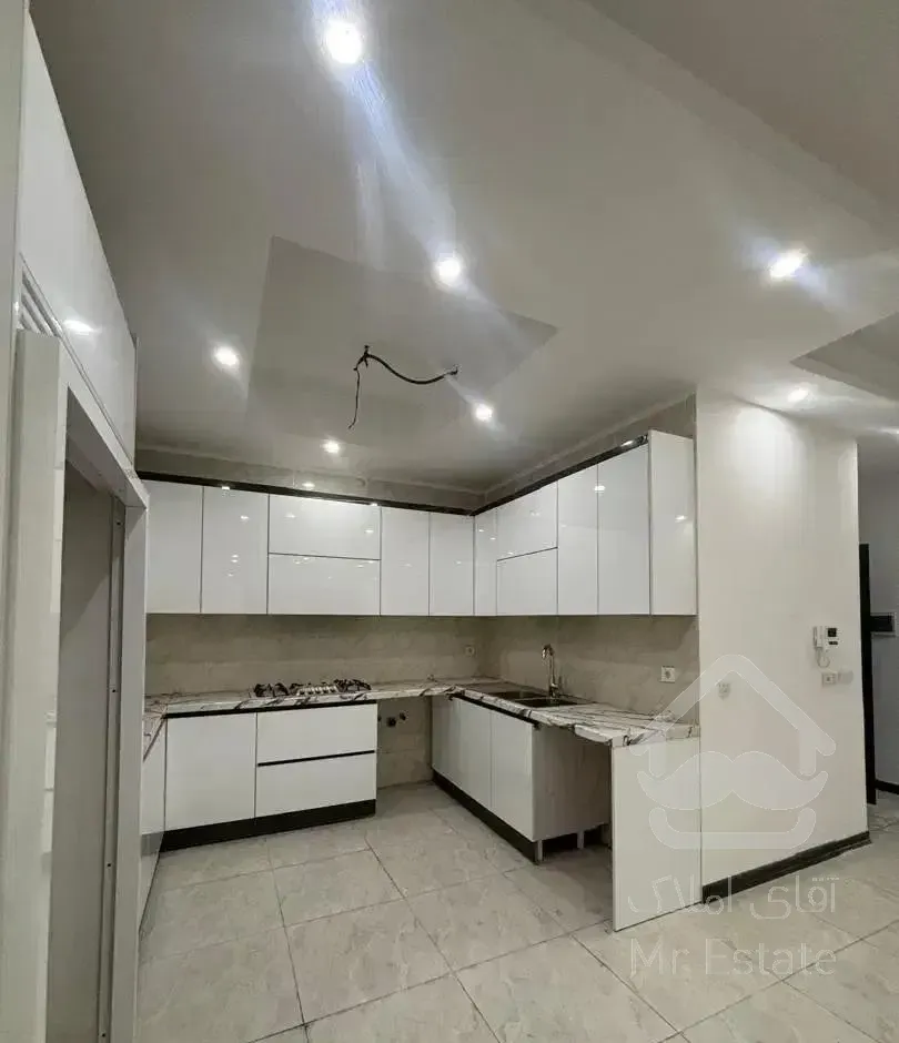 واحد 160 متر / کلید نخورده / «کوکب گلشهر»