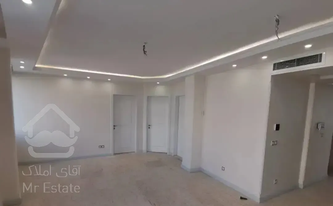 نیاوران / فرمانیه / ۲۰۵ م ۳ خواب/ ۲ پارکینگ