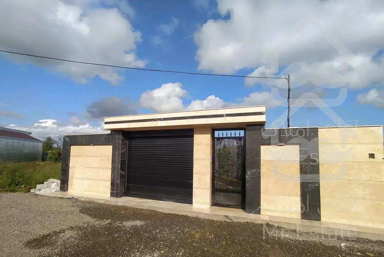 ویلا مدرن فول امکانات 240 متری/شهر ساحلی