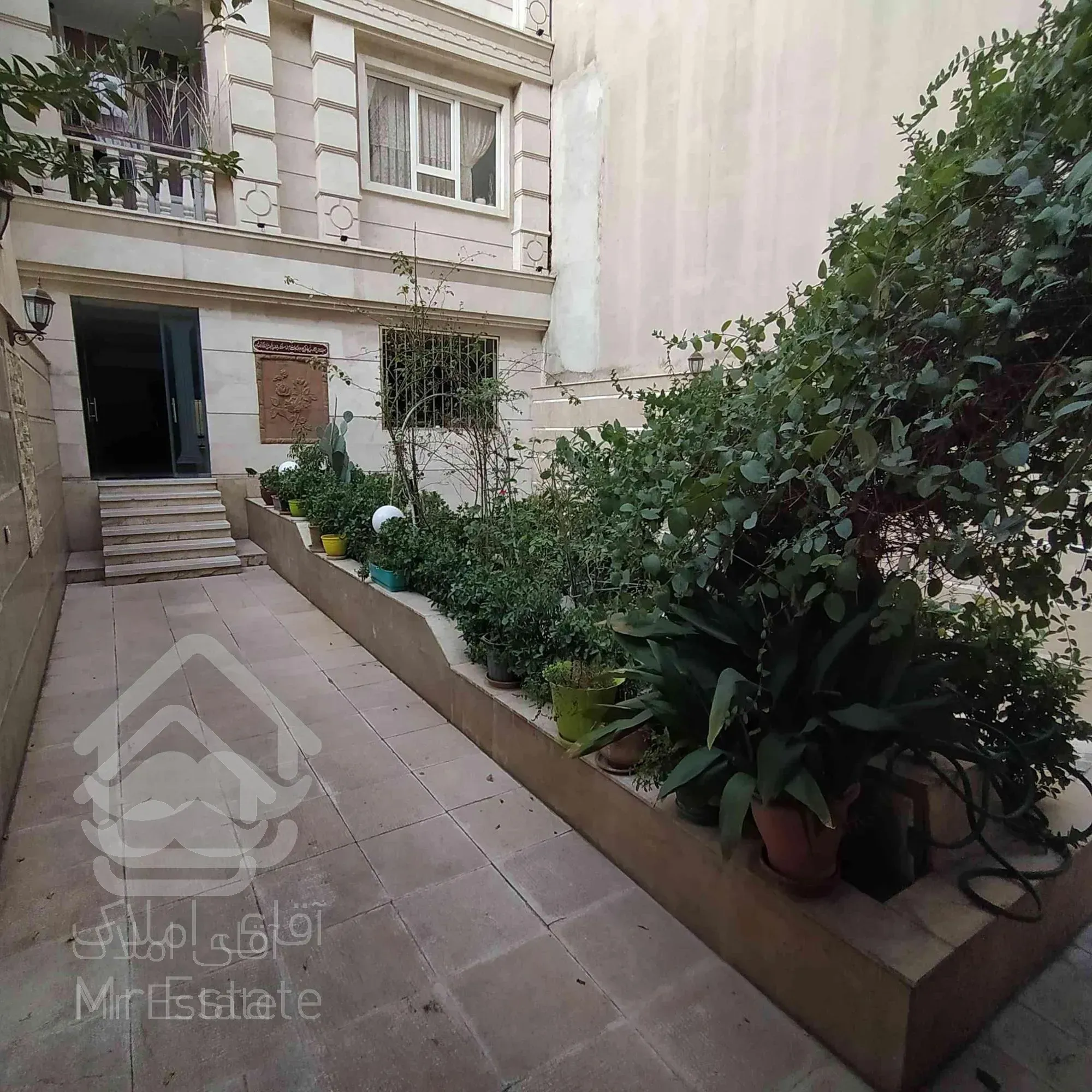 ۶۷متر یکخوابه بنی هاشم فول امکانات