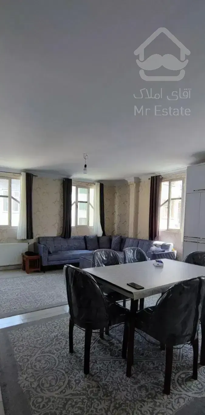 70متر/دوخوابه/شمال ستارخان/تهران ویلا/تاکستان