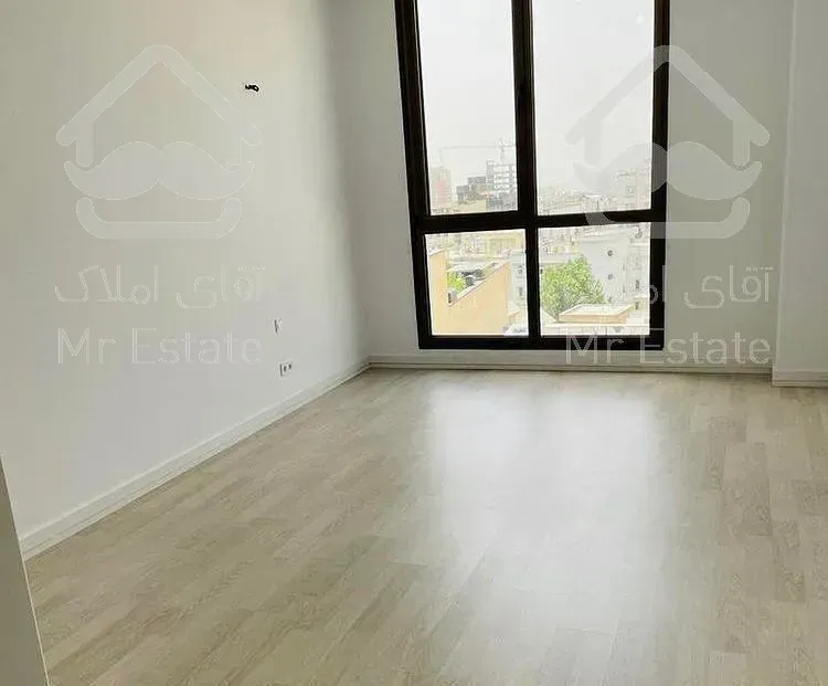 ۳۰۰ متر مدرن/ گلسنگ