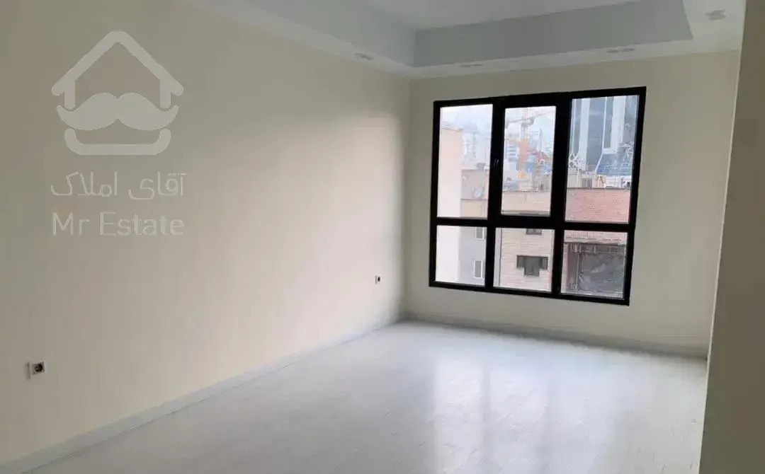 آپارتمان ۲۲۵ متری/۴خواب ۱ سوئیت/فرمانیه/۳ پارکینگ/