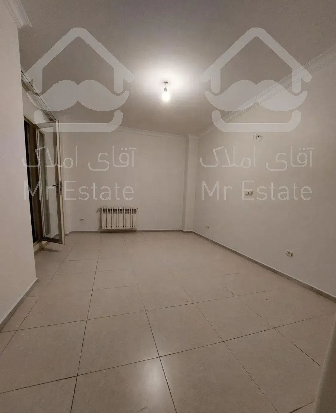 آپارتمان ۲۸۰ متر ۴ خواب تک واحدی استخردار