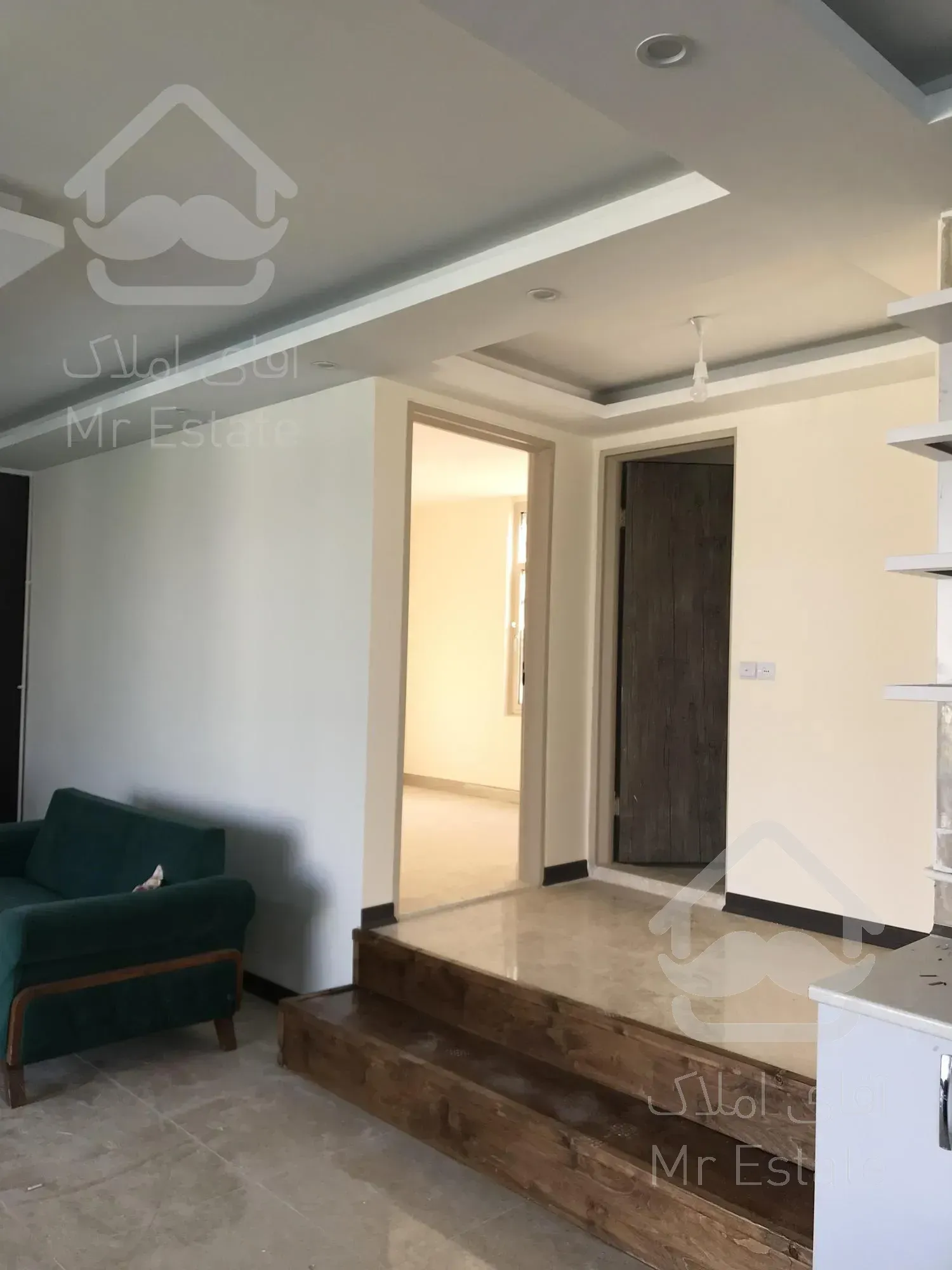 ۵۶۰ متر زمین ۱۰۰ متر بنا ویلایی در سهیلیه