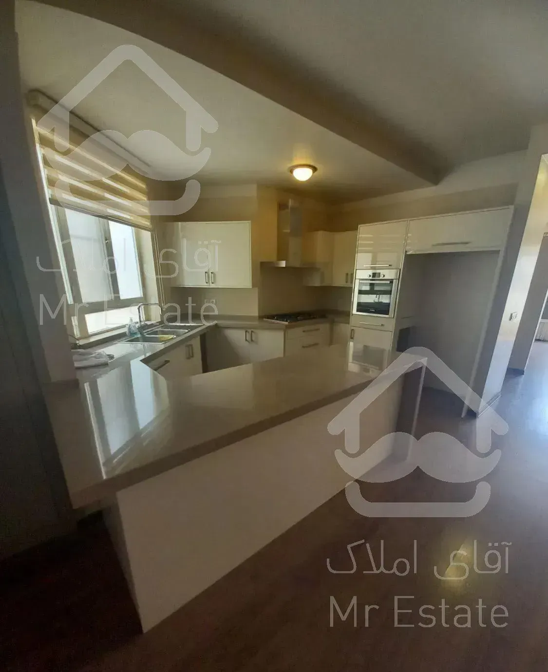 ونک ۹۰ متر ۲خوابه