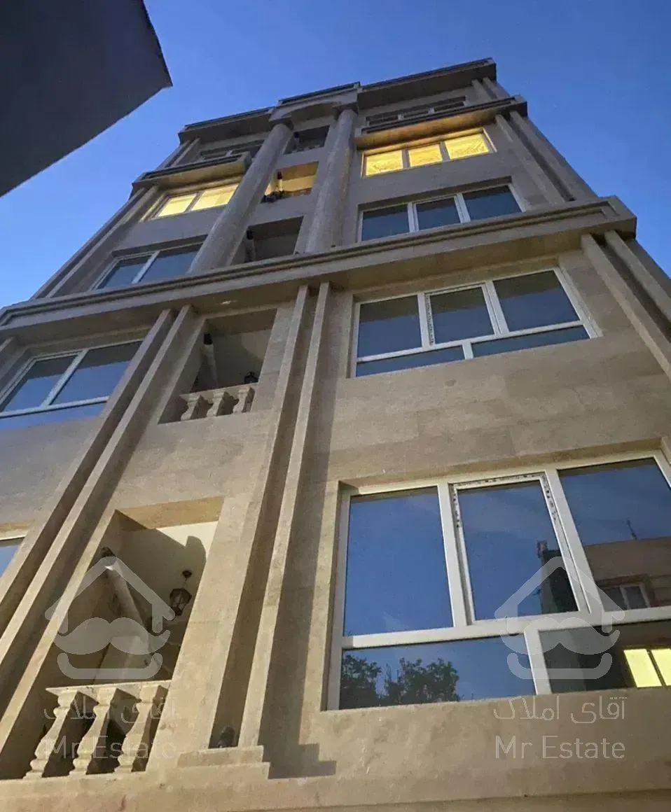 ۸۵ متری ، صفر فول ، حاشیه خیابان ۲۰ متری ، هنرور