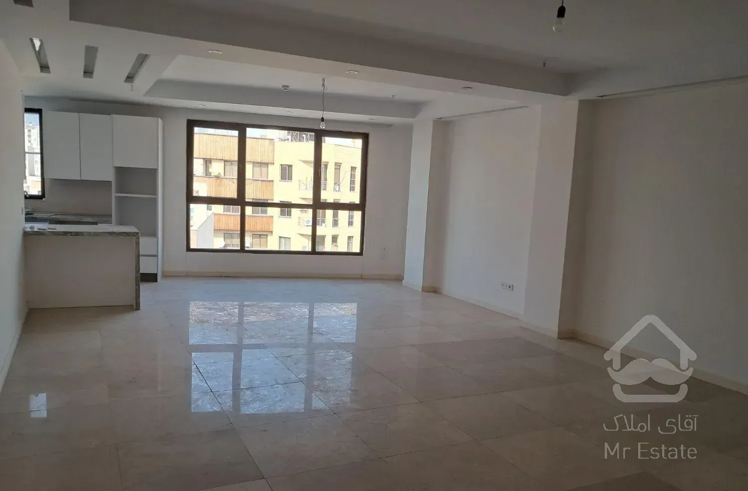 فروش آپارتمان ۱۲۸ متری ۳ خوابه در قزل قلعه