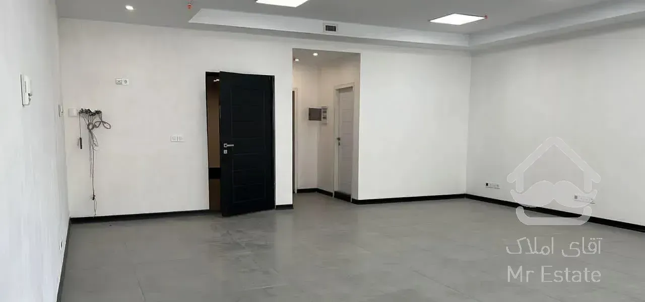 ۸۵ متر سند اداری کلید نخورده دریاچه