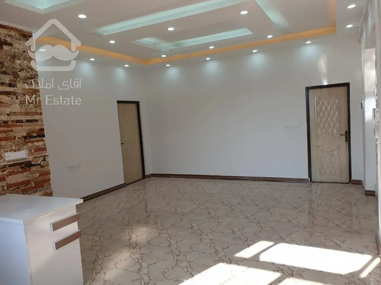 فروش ویلا ۳۳۰متری /اکازیون/ دارای سوئیت مجزا/درشهر چاف وچمخاله