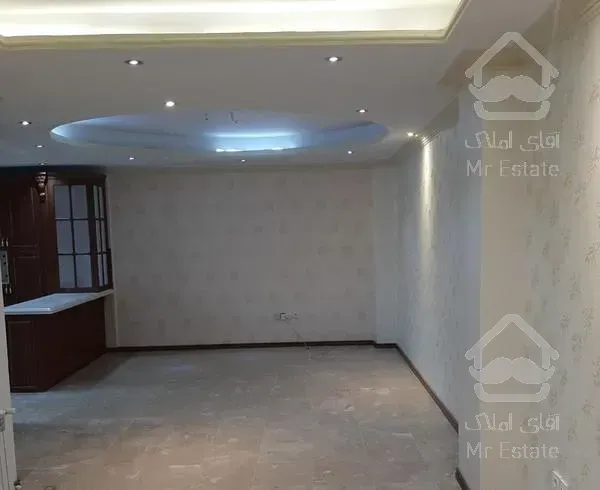 آپارتمان ۹۵ متر دو خواب تخلیه