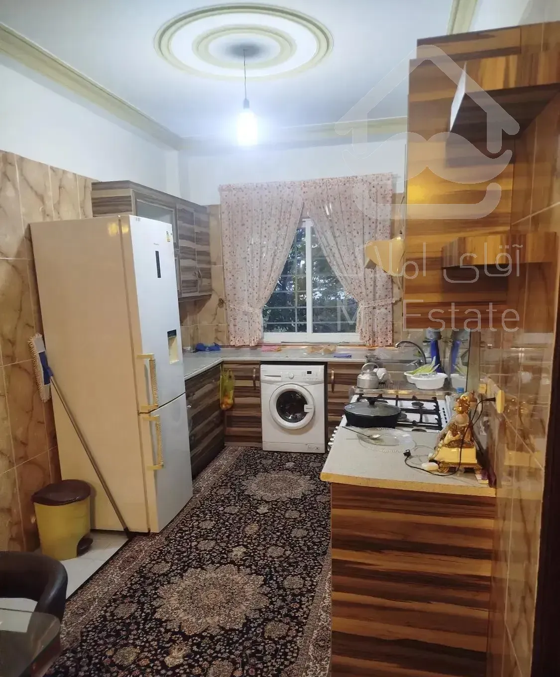 اجاره واحد ۹۰ متری دو خواب مبله«خط هشت»