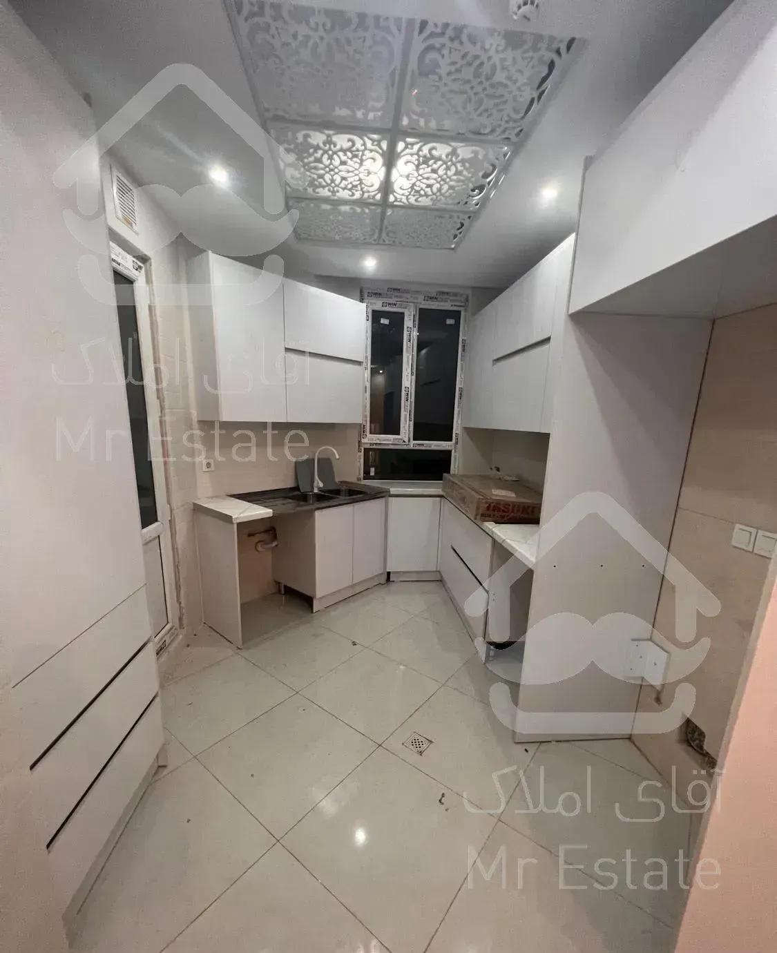 ۱۰۰متر/۲۰متر حیاط/آلاله شرقی/سرو