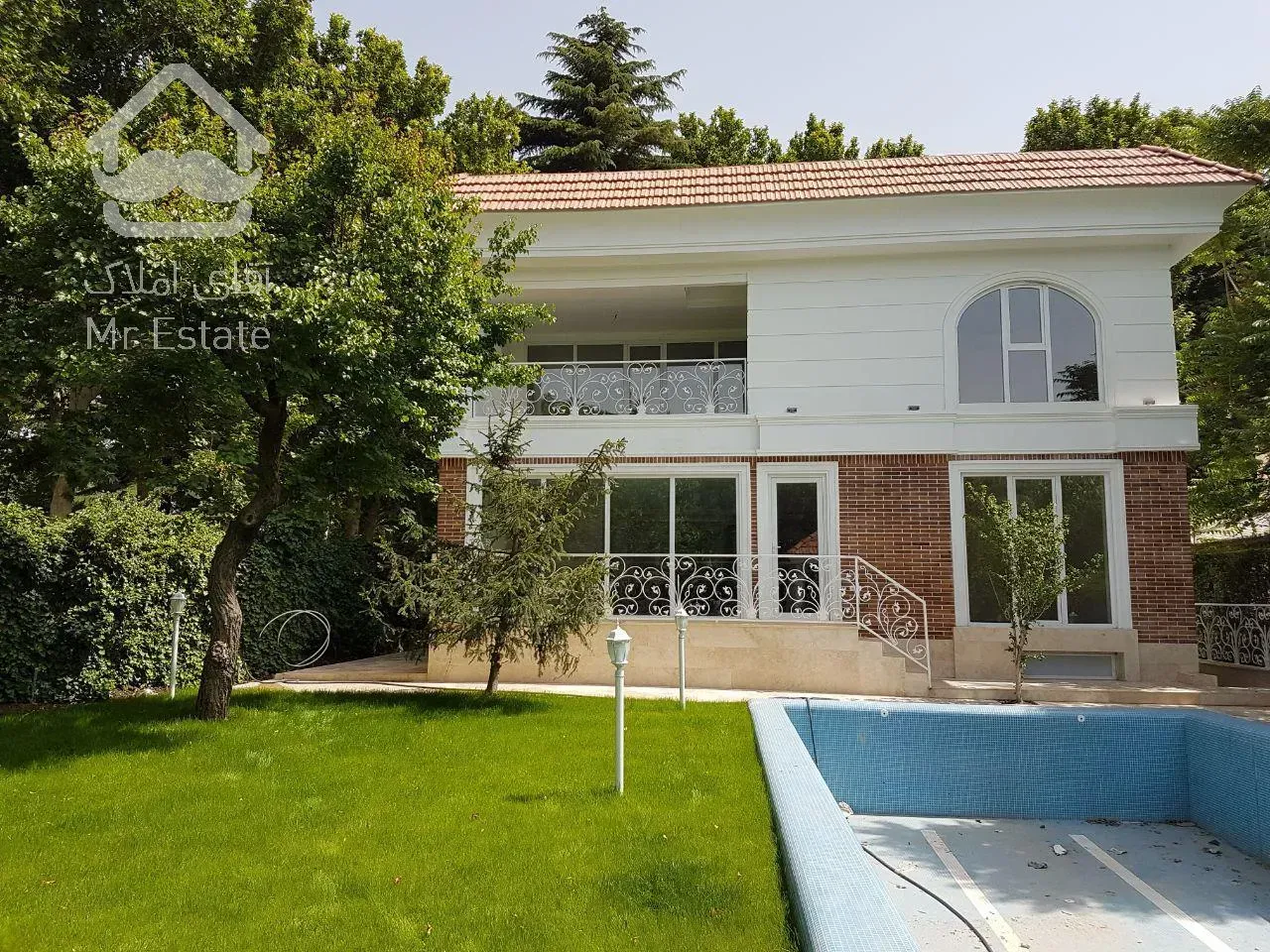 ویلا باغ اکازیون