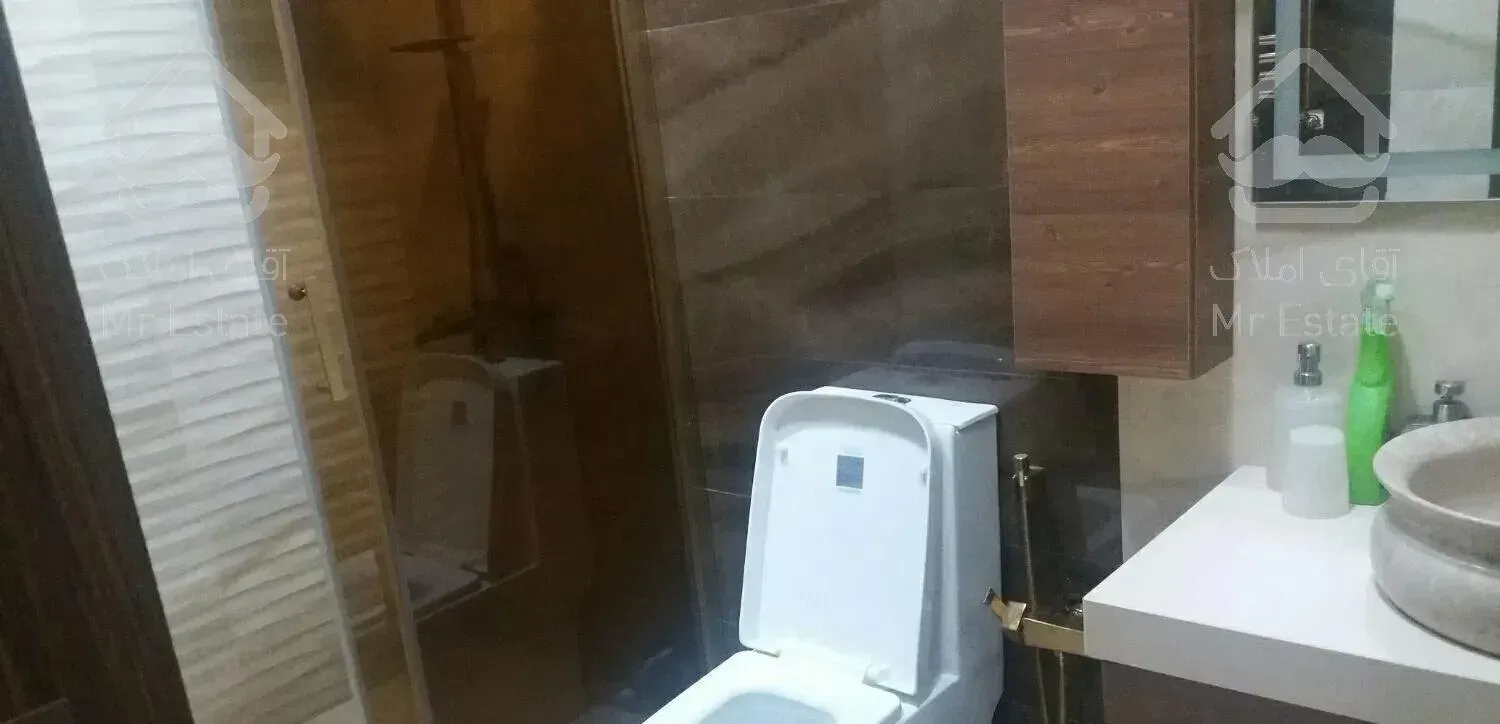 ۱۸۰متر میدان قبا