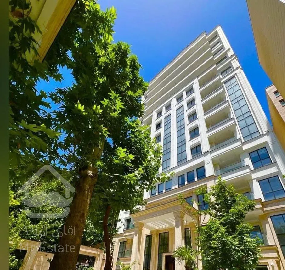 نیاوران ۲۵۰ متر ۳ خواب با چشم انداز بی نظیر