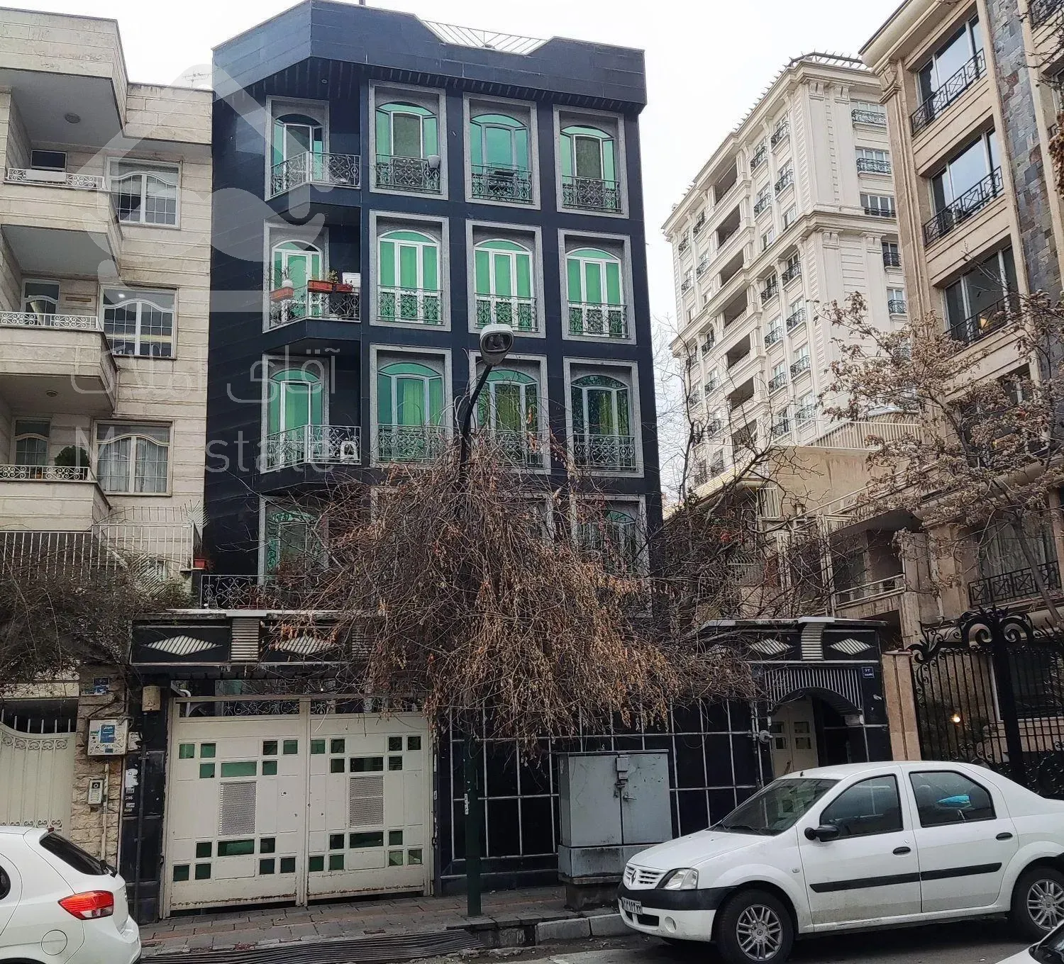 فروش آپارتمان ۱۵۵ متری ۳ خوابه در باغ فردوس