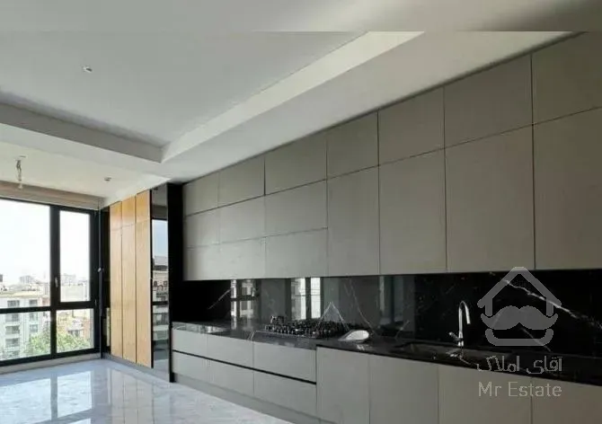 ۱۳۶ متر ۳ خواب تک واحدی غرق نور