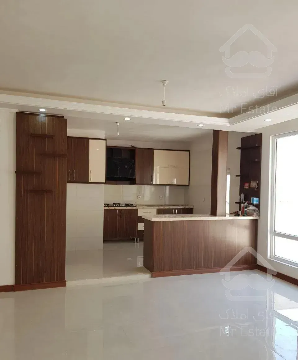 سه طبقه۹۰متری فرحزاد