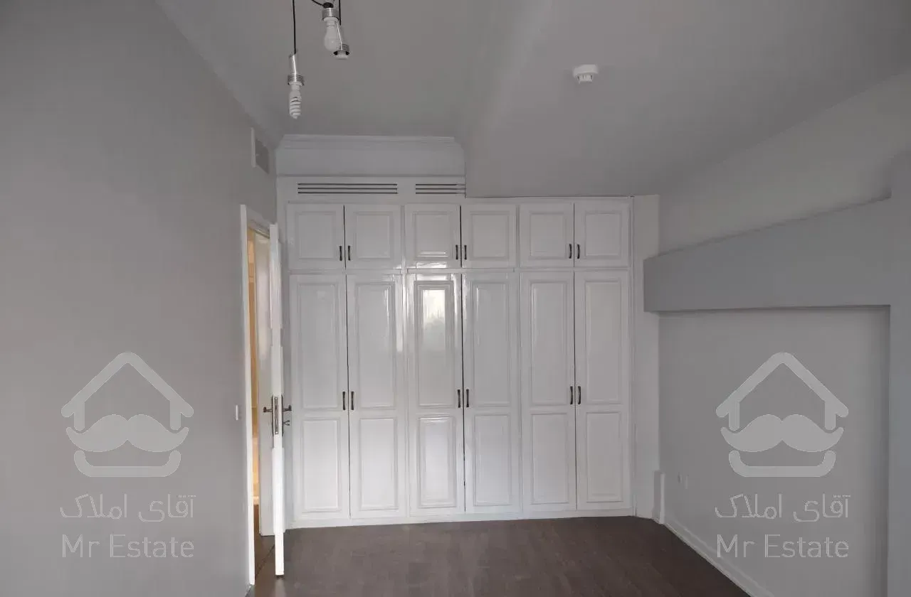 ۲۳۱ یک متر آپارتمان شیک نیاوران