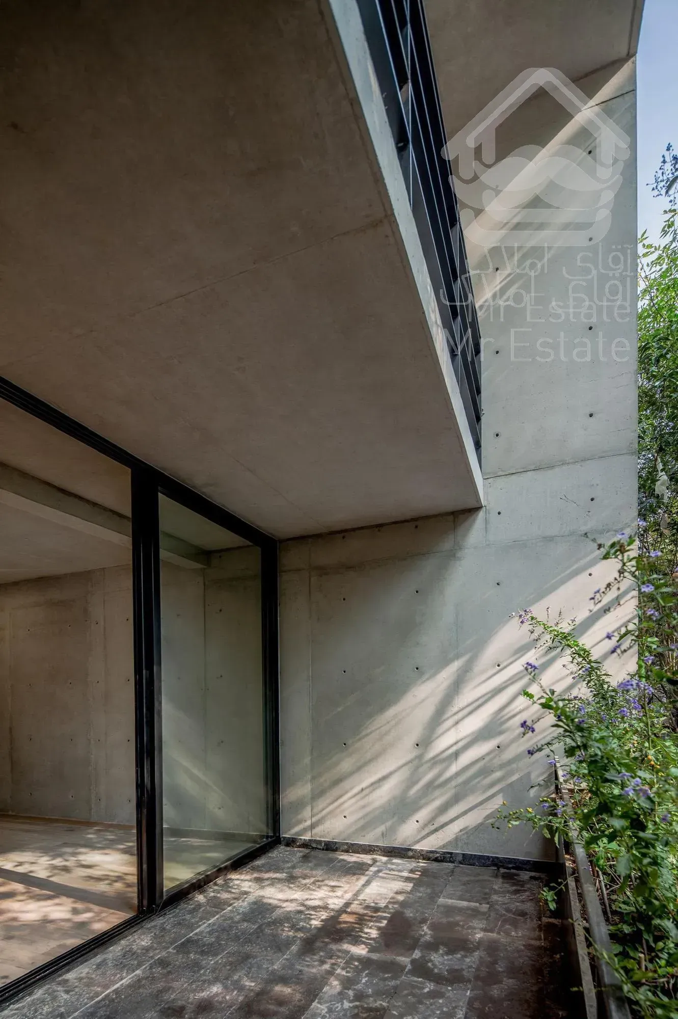 فرمانیه، ۸۲۰ متر ویلای نوساز