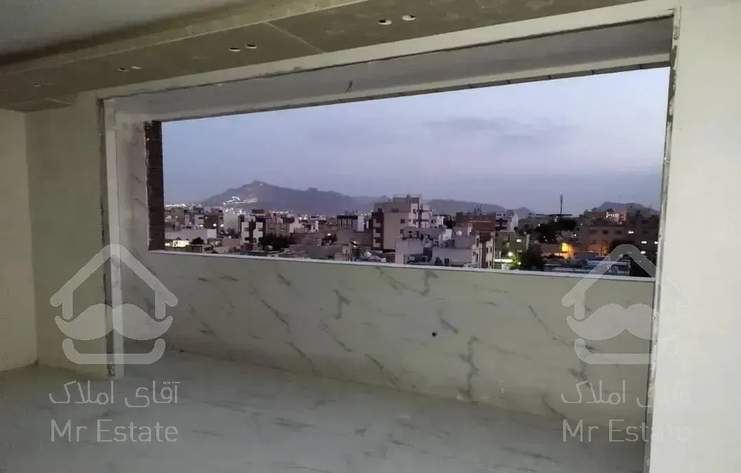 اپارتمان 140 متری طبقه چهارم خیابان خادمی