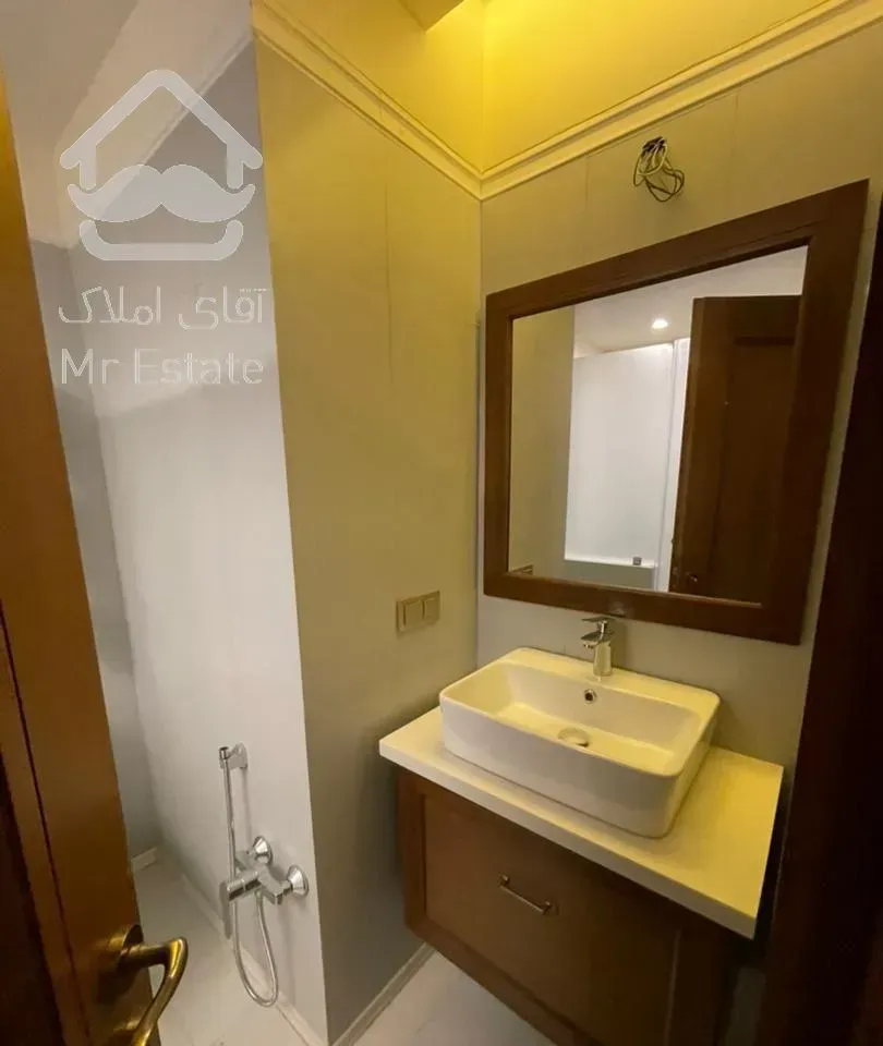 200 متر کلید نخورده /کامرانیه