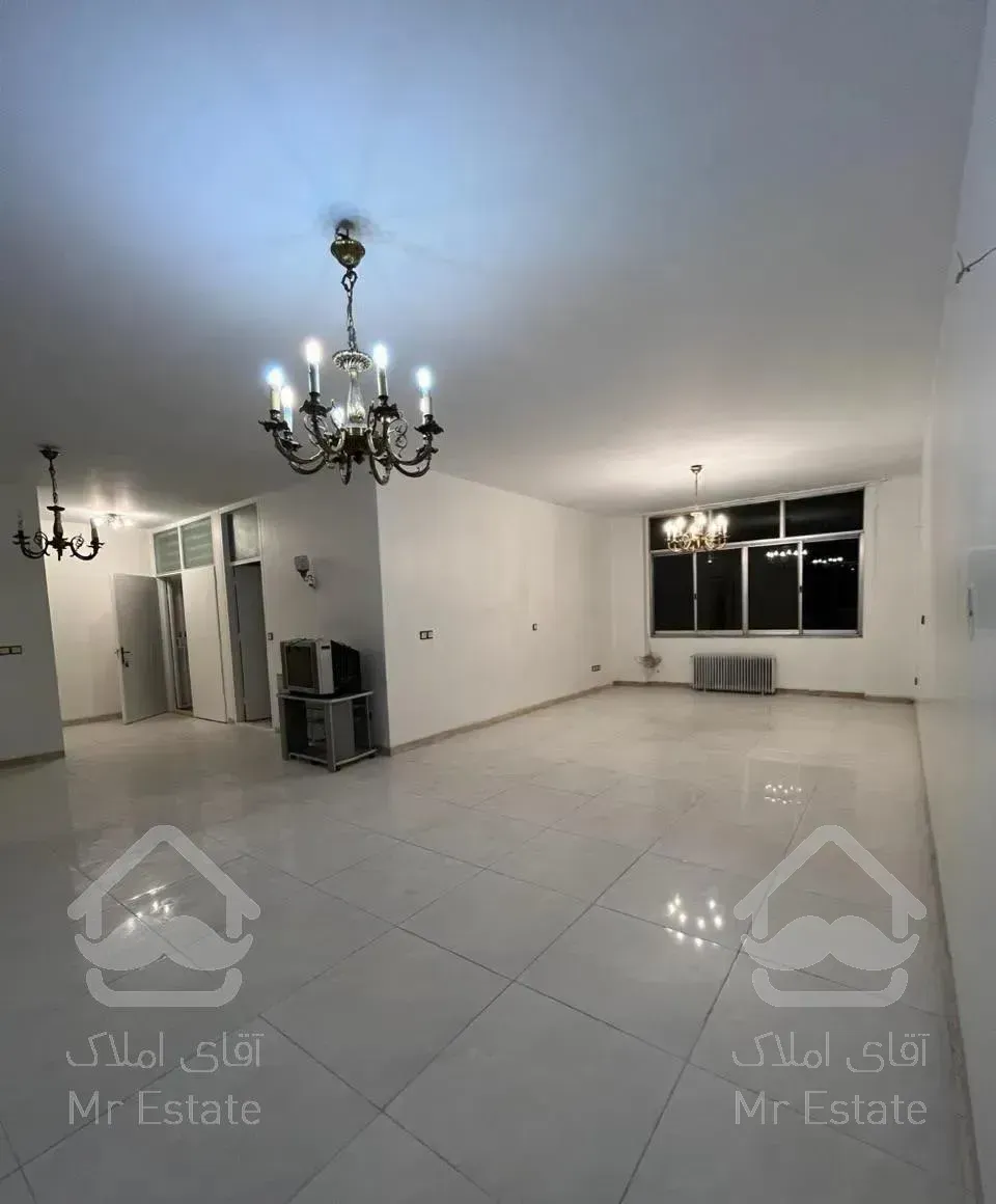 ۱۸۰متر ۳خواب طبقه دوم