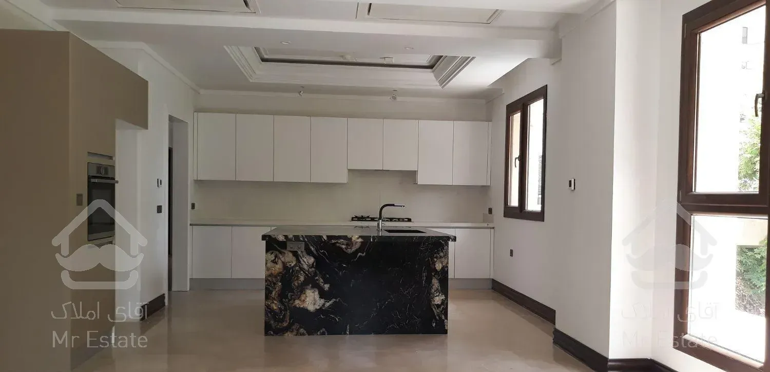 کامرانیه 240 متر 3 خواب رویال مستر/برند و مارکدار