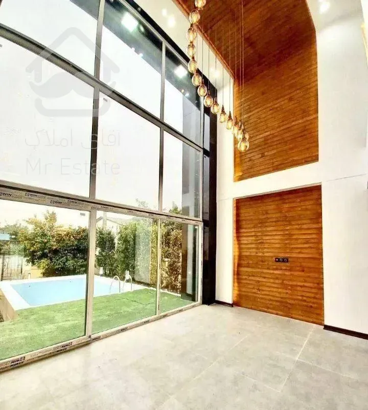 ویلامدرن استخردار330متری%شهرک برند*سنددار