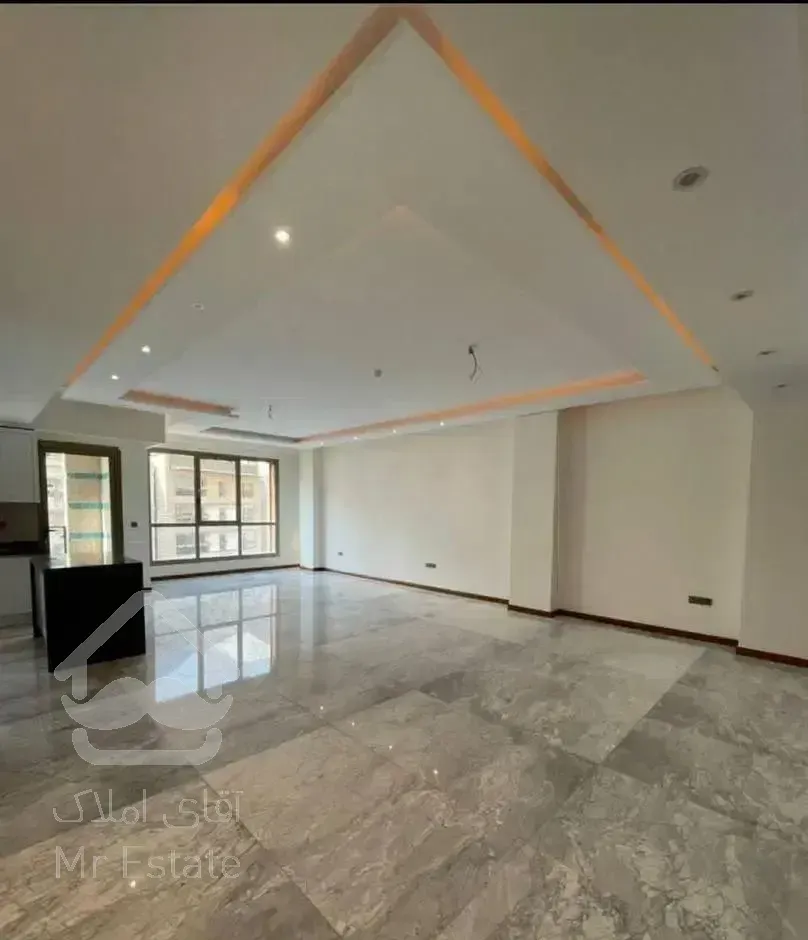 ۱۱۰متر /سالن پرده خور /روبه آفتاب/خوش نور نقشه