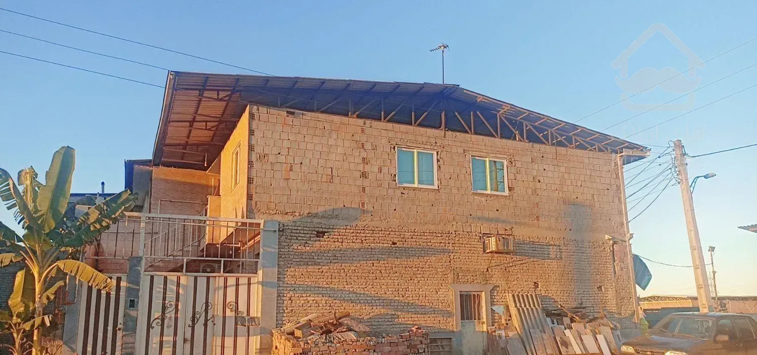 فروش خانه ویلایی ۲۶۰ متری ۳ خوابه