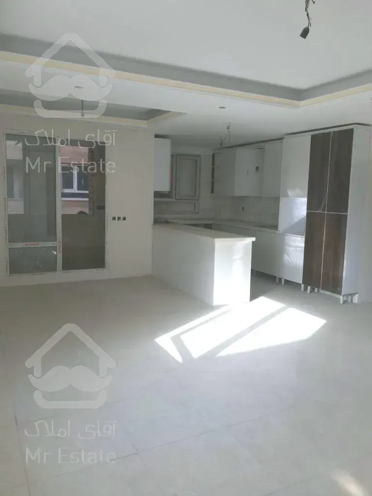 ۸۲متر دو خواب پیش فروش