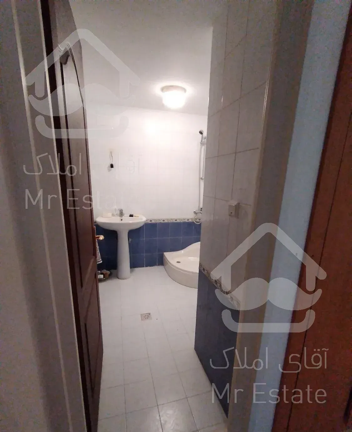 اجاره واحد۱۳۵متری در برج         شهرک نمک آبرود