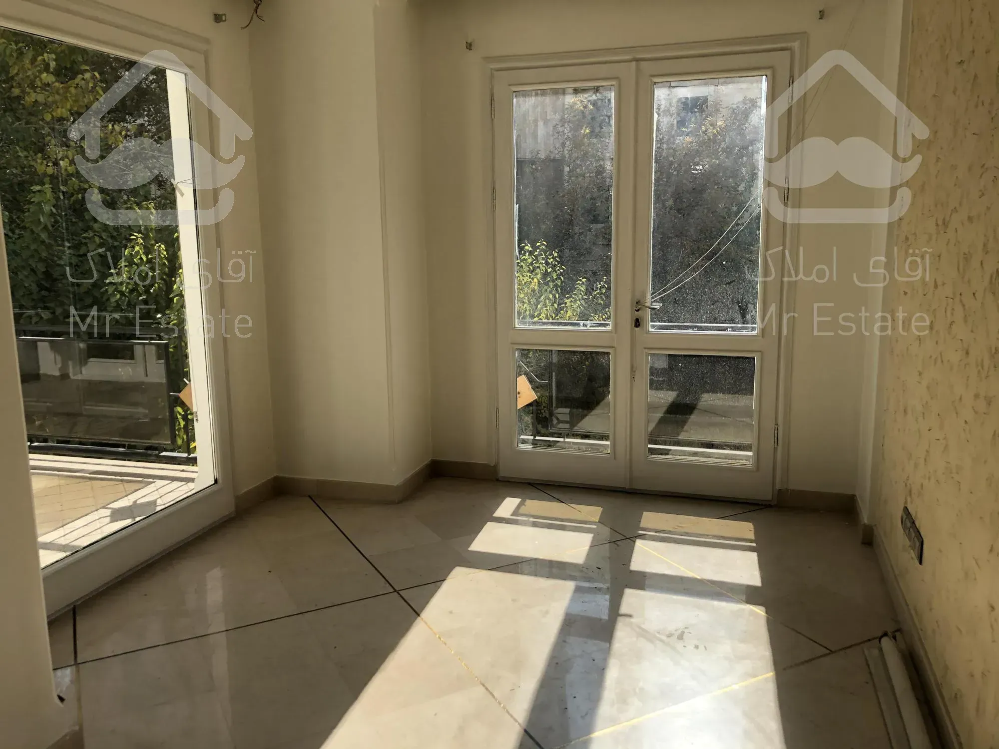 رهن و اجاره آپارتمان ۳۸۵ متری ۵ خوابه کامرانیه فول