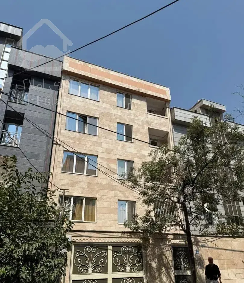 ۱۱۰ متر ،دو خواب ،تک واحدی