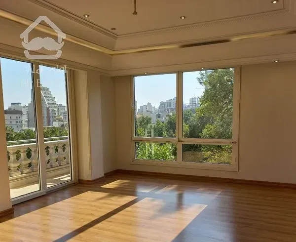 آپارتمان ۳۷۰ متر در  منطقه باغ فردوس