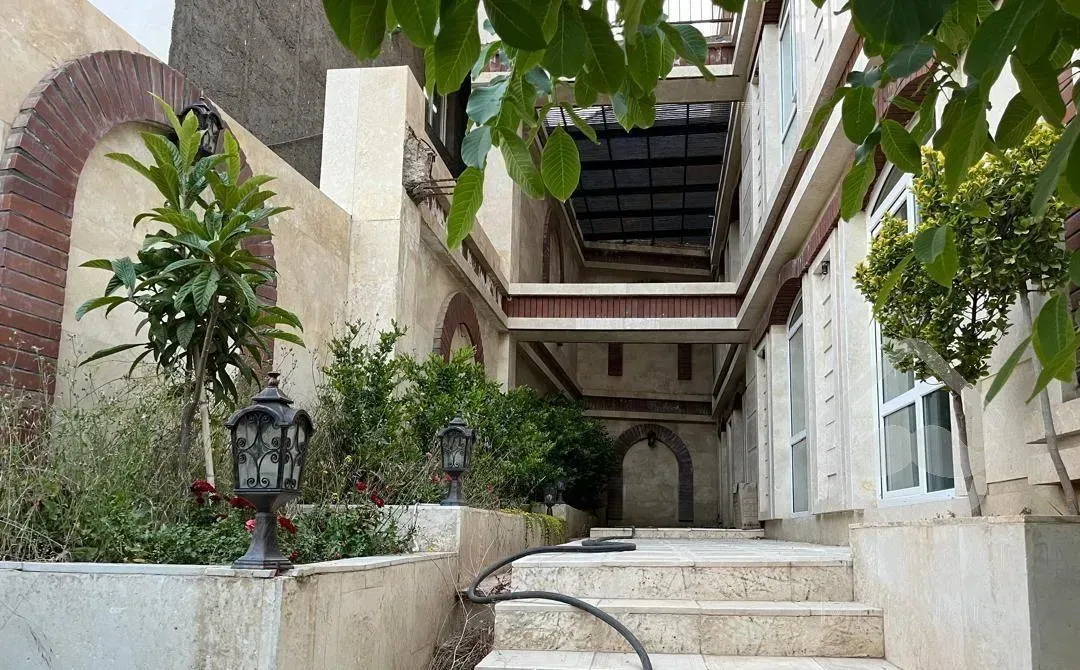 فروش آپارتمان ۳۲۰ متری ۴ خوابه